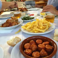 Chorizo, potatoes fried, pimiento green and roast chicken ❤️|isabellaさん