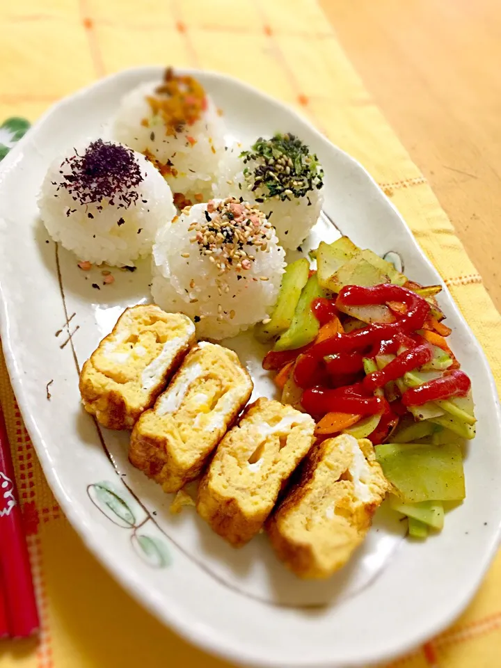 お弁当風なワンプレート朝ご飯。|林とびぃさん