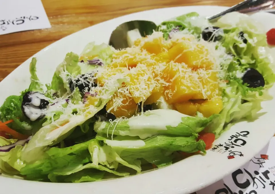 Snapdishの料理写真:Mango salad|Nicholas Tayさん