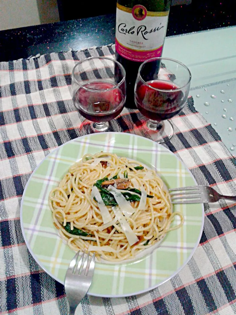 anchovies and sweet basil pasta topped with shredded manchego cheese|bonnieさん