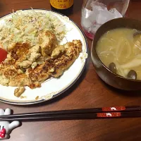 Snapdishの料理写真:2015/12/9
✳︎ササミ豆腐ハンバーグ
✳︎お味噌汁|maiさん