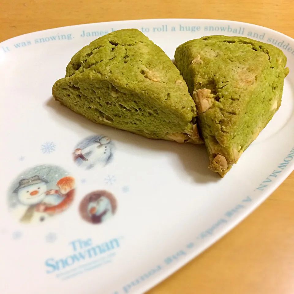 Snapdishの料理写真:抹茶スコーン|もぐぴよさん