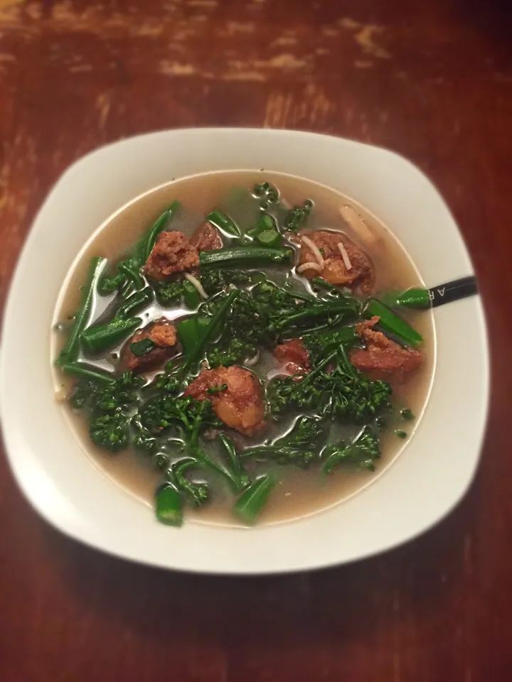 Snapdishの料理写真:Spicy beef and broccolini soup|dee oさん