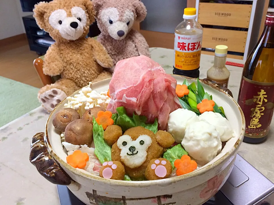 Snapdishの料理写真:ダッフィーおろし大根と肉タワー白菜ミルフィーユ鍋❤️|makoさん