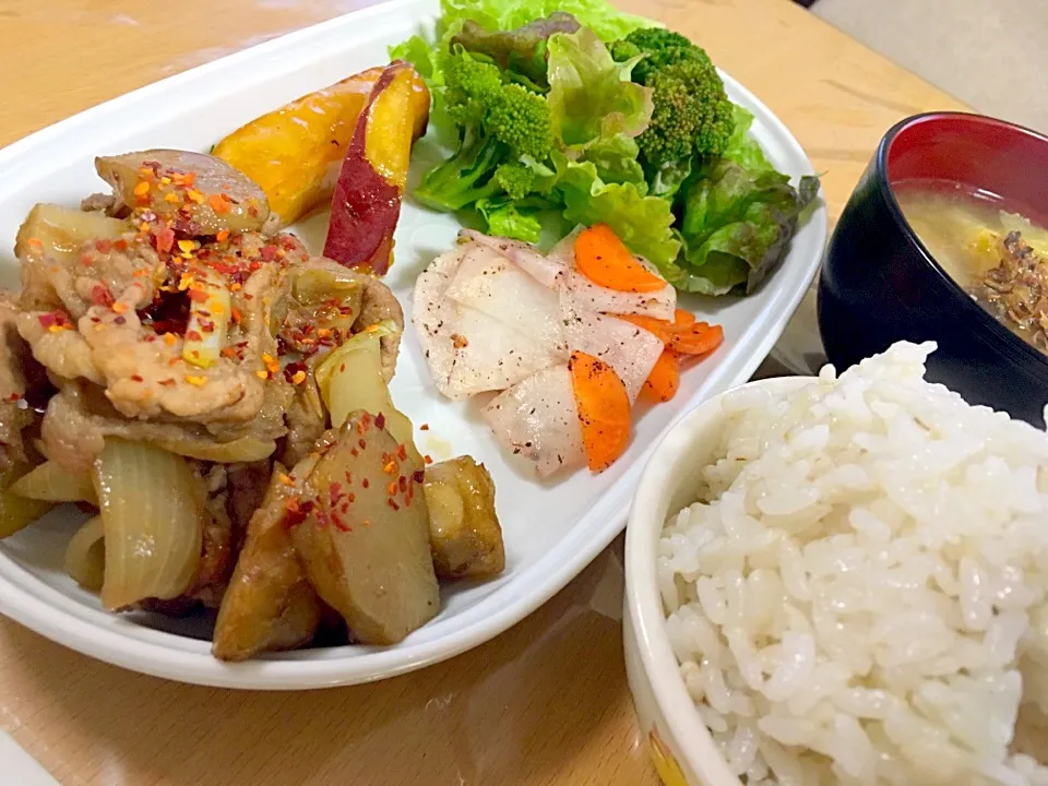 晩ご飯🌙菊芋と豚肉の炒め物|かわちさん