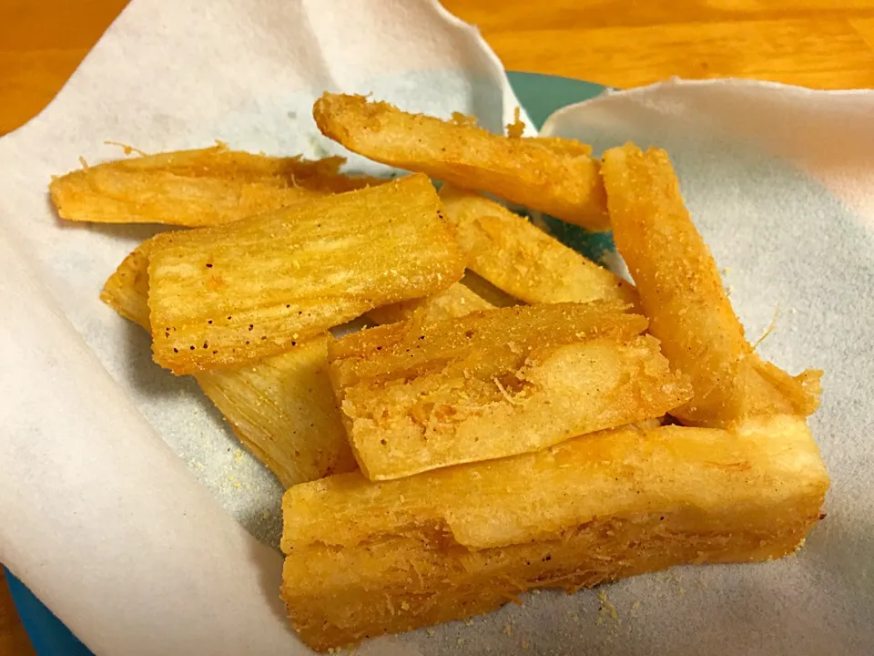 Yuca frita|ひかるさん