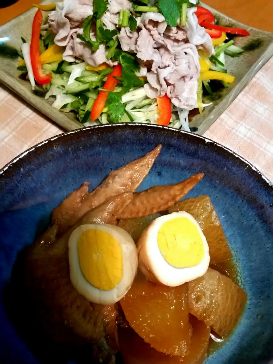 パクチー豚しゃぶサラダと手羽のこってり煮|Minako Yamashiroさん