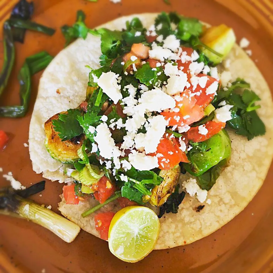 Sriracha Brussels Sprours California Tacos|carla zarateさん