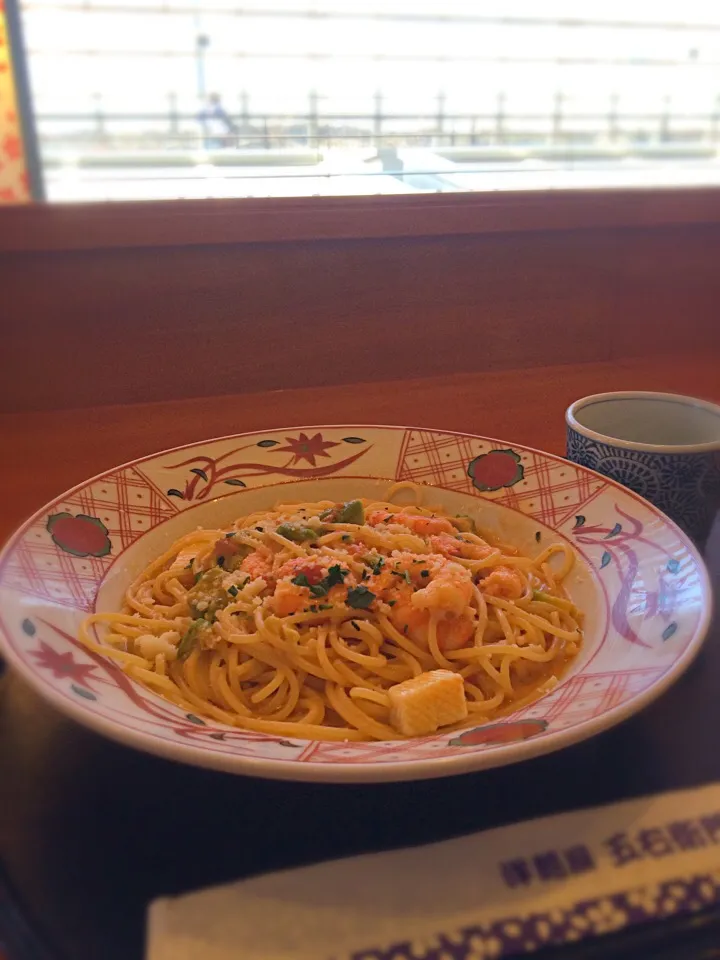 五右衛門の「たっぷり海老とモッツァレラチーズのトマトクリームソース」🍝|ジヌ美さん