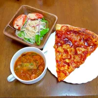 pizza
サラダ
トマトのラタトューユ|Sggさん