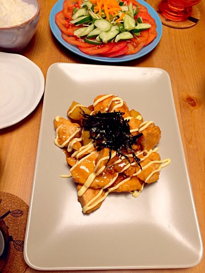 Snapdishの料理写真:胸肉の照り焼きチキン🍗美味しゅうございましな|Sanjiさん