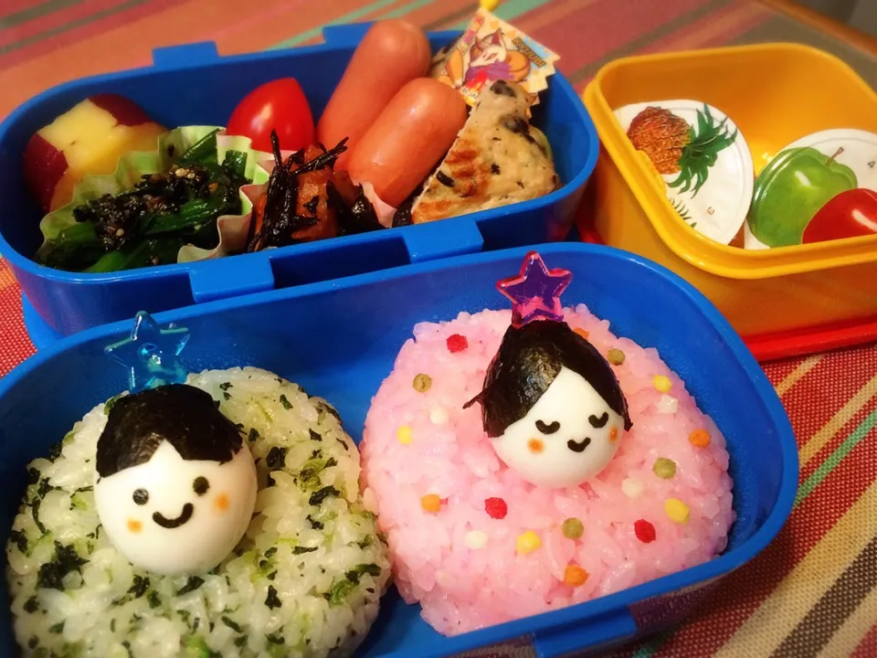 息子の幼稚園弁当💕
お別れ遠足にひな祭りおにぎり💕|Tsukiさん