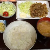 生姜焼き定食|アキラさん