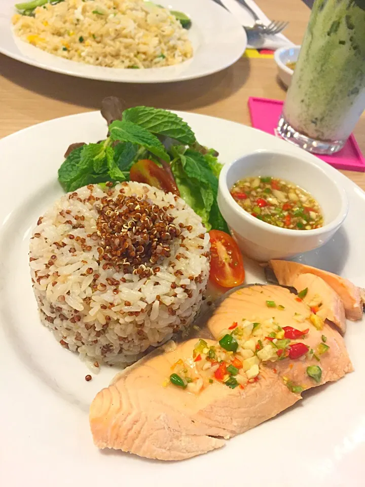 Quinou fried rice with salmon|PhUnGさん