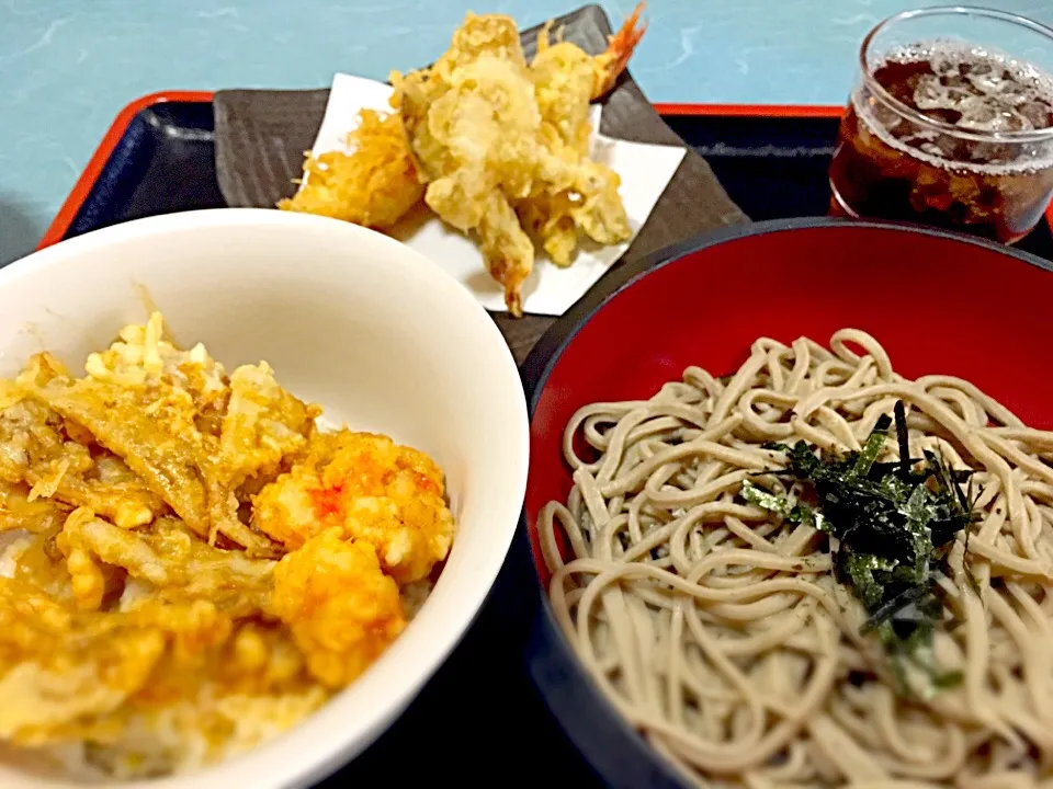 ☆今日の賄い☆ 3/2
まいたけ天丼&まいたけ天ざる|mamiさん