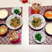 Snapdishの料理写真:夜ごはん‼︎

✳︎豚肉の中華炒め
✳︎ほうれん草のお浸し
✳︎豚汁
✳︎白米|m.kさん