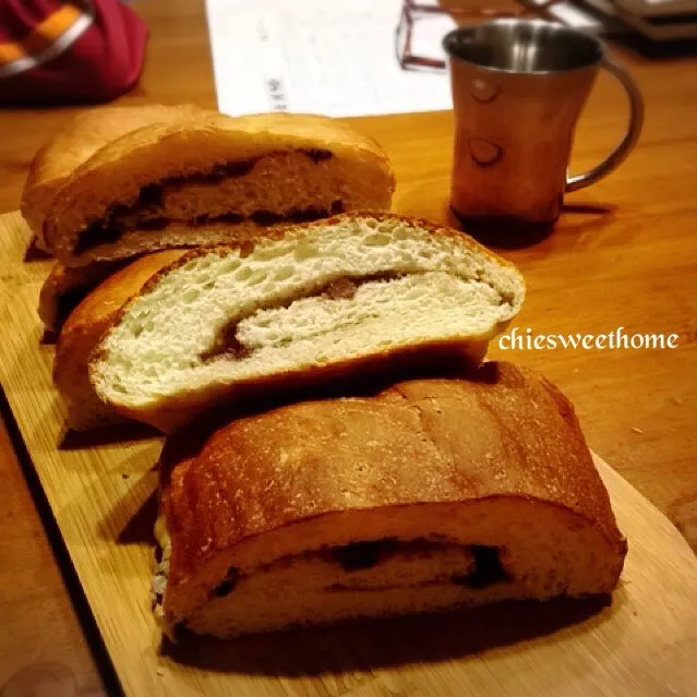 Snapdishの料理写真:パン焼きネコさんの料理 もっちり〜❗️な酒粕パン🍶|chieko ♪さん