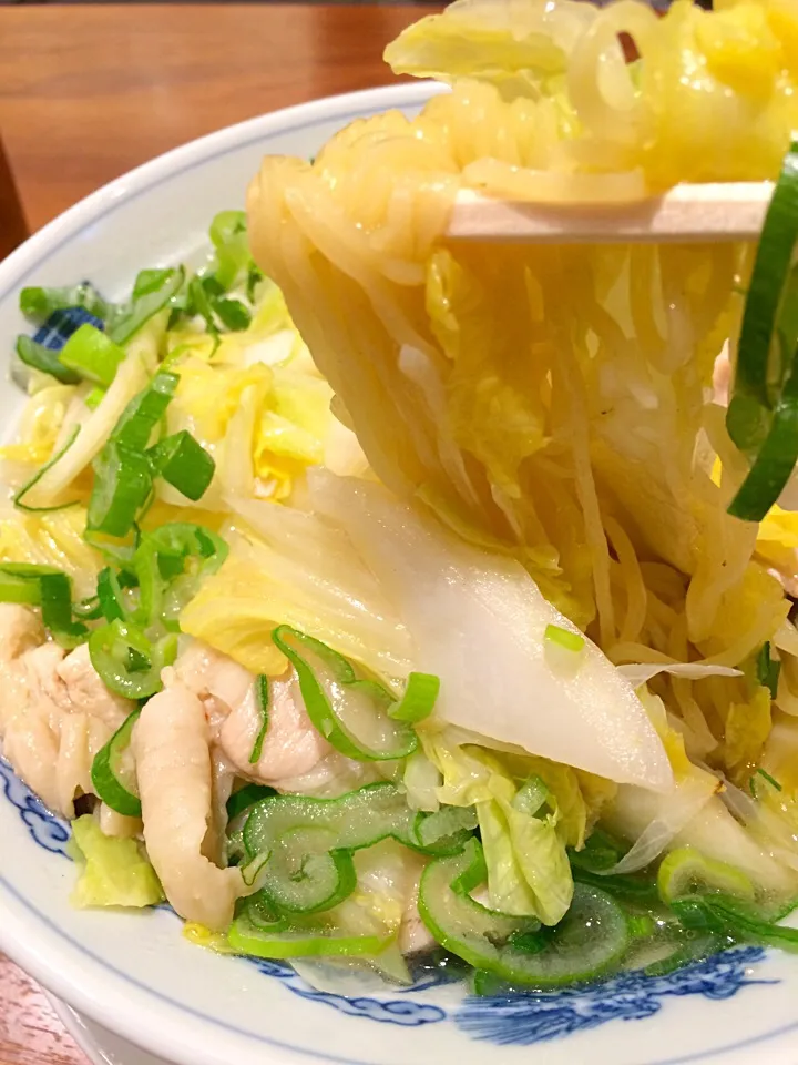 蒸し鶏の塩ラーメン💕|あひごんさん