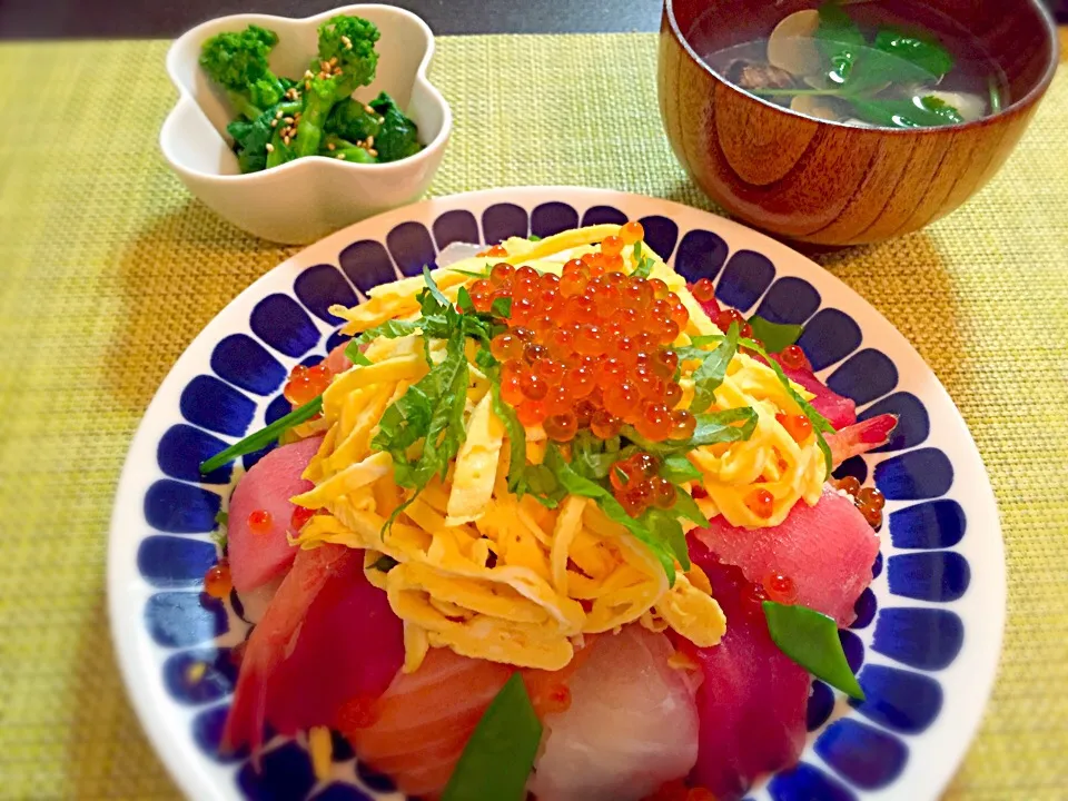 ひな祭り🎎  ちらし寿司、ハマグリのお吸い物、菜の花のお浸し|Akiko Furukawaさん