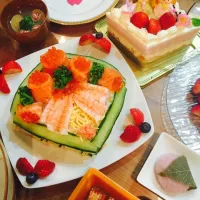 Snapdishの料理写真:☆お雛様☆ちらし寿司ケーキ|coco＊mamaさん