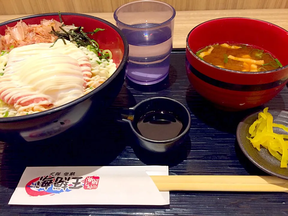 樟葉モールのフードコートのネギとろ卵マヨ丼🐟|たふぃさん