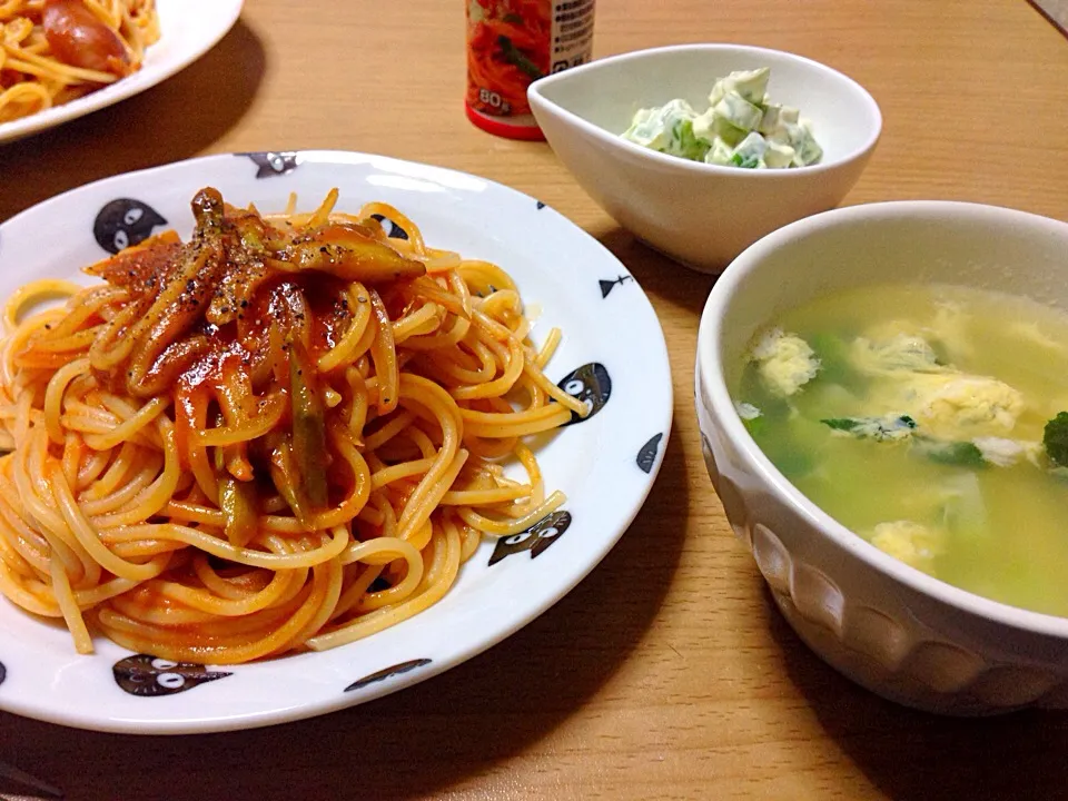 アスパラと舞茸のパスタ ブロッコリーの茎のサラダとスープ|こんこんさん