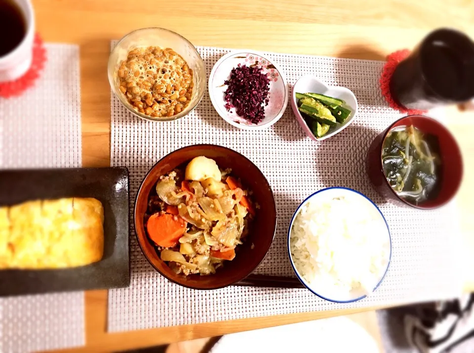 Snapdishの料理写真:2016.3.3 肉じゃが晩ごはん⭐️|ゆきなこもちさん