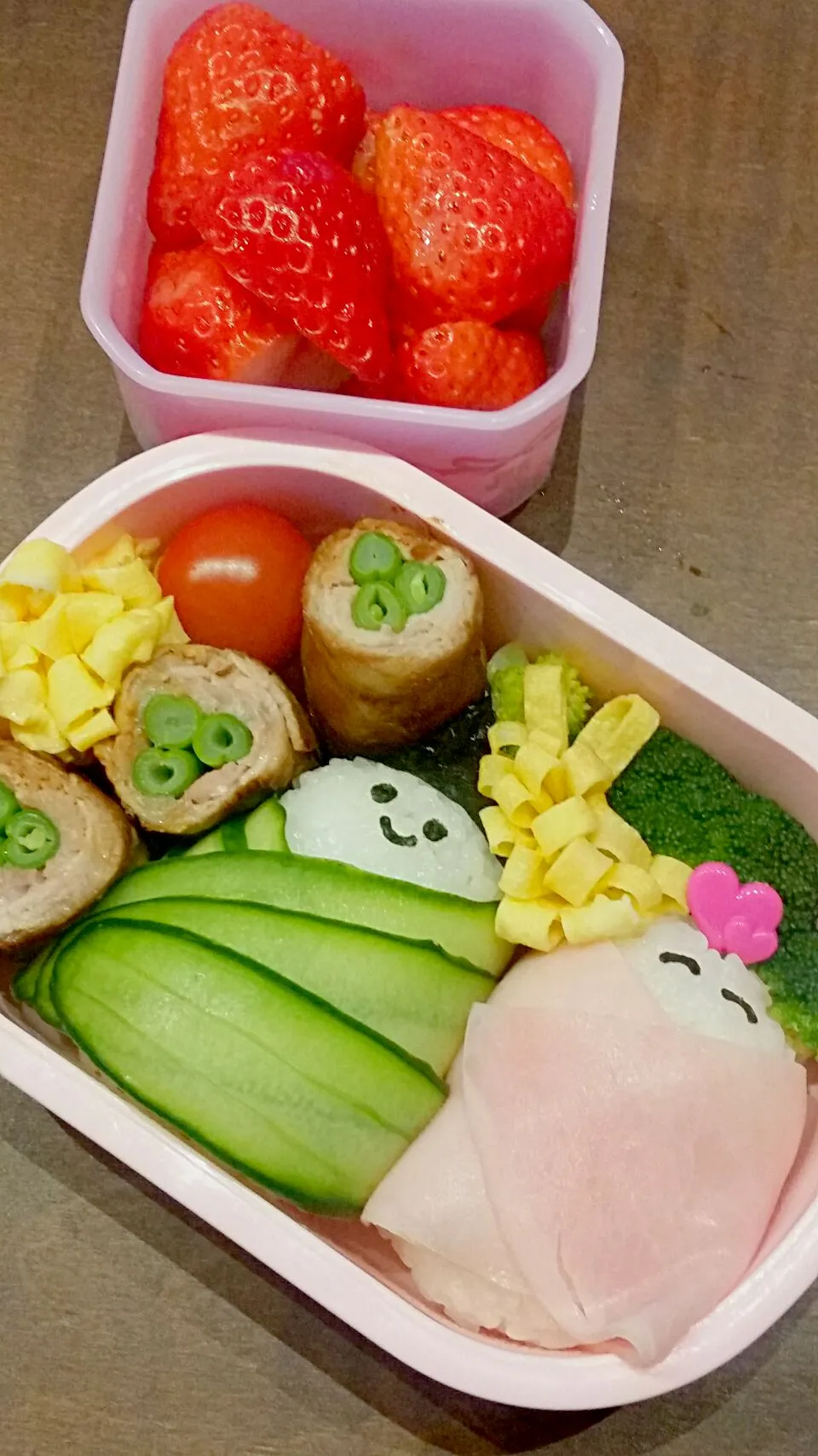 Snapdishの料理写真:幼稚園お別れ遠足お弁当☆次女🍱|unotacoさん