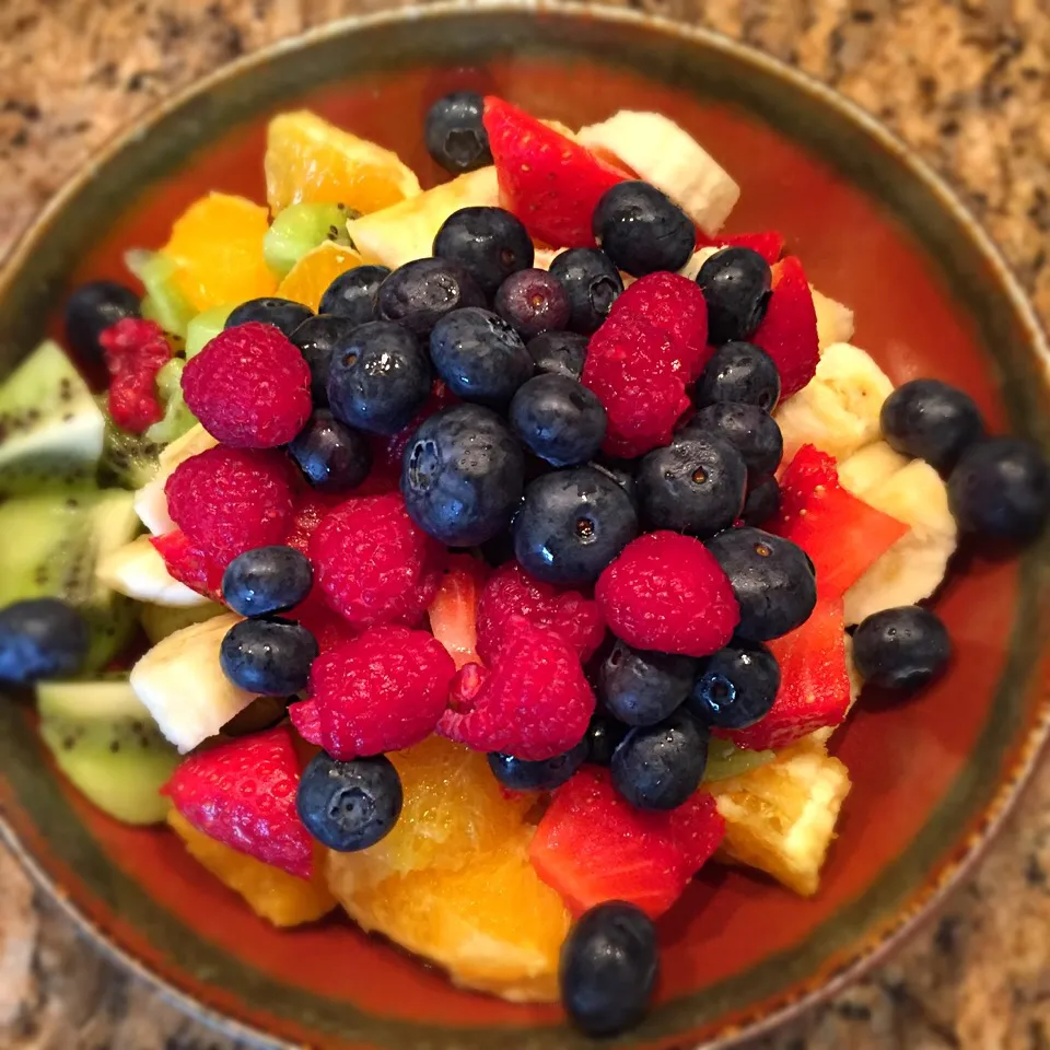 Andy's fruit plate lunch|phyllis chenさん