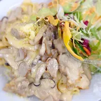 川口イタリア食堂の鶏肉とキノコのタリアテッレ♡|さとちゃんさん