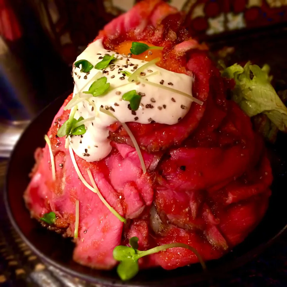 ローストビーフ丼@Red Rock|みなさん