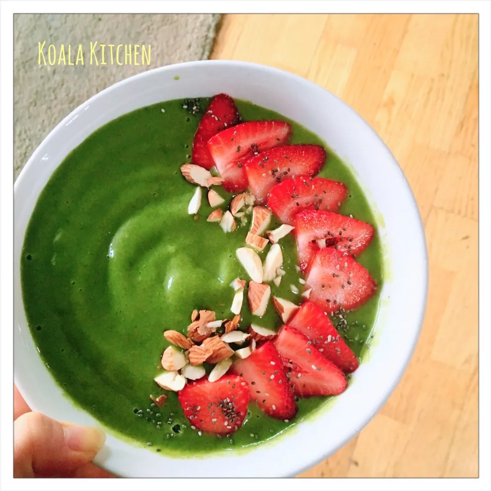 green smoothie bowl|Koalaさん