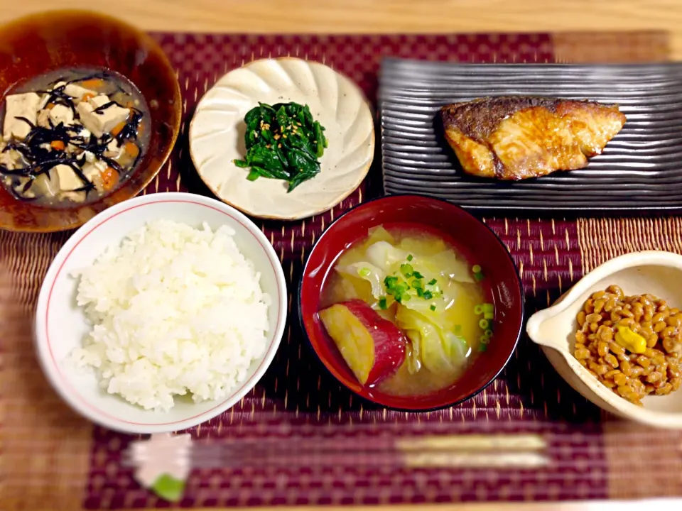 Snapdishの料理写真:今日のお夕飯＊3/6|ゆきぼぅさん