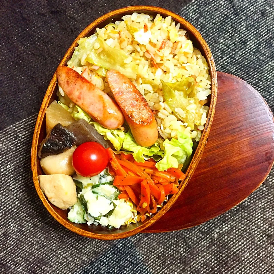 カニカマレタスチャーハン弁当♪|Yukako Nishimuraさん