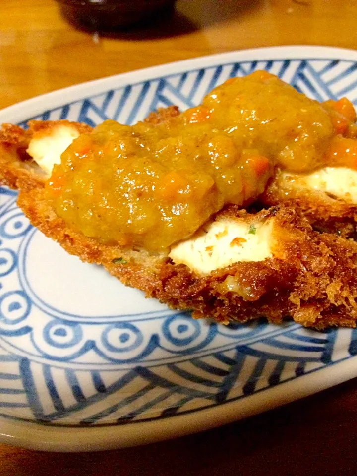 チキンカツのカレーがけ🍛星の王子様だょ✨|まいりさん