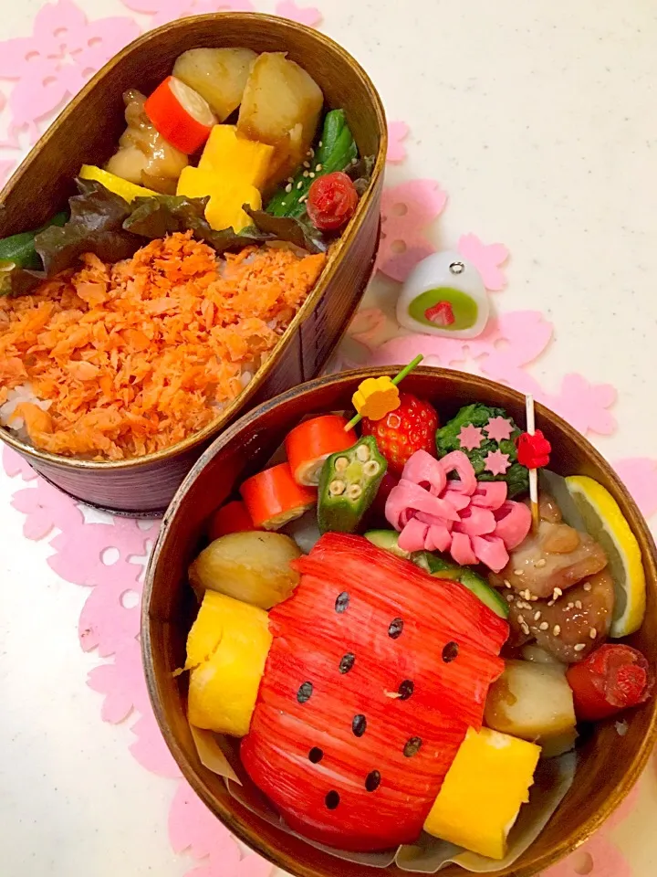 イチゴお握り🌸シャケお弁当|Yuki Kawasumiさん