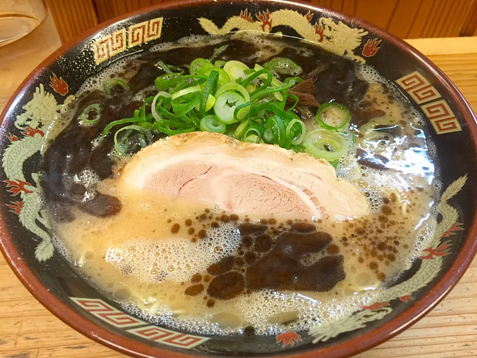 Snapdishの料理写真:山下商店🍜岡山(*^^*)
黒焦がしマー油😊新メニューうまっ！|きのすけ〜さん