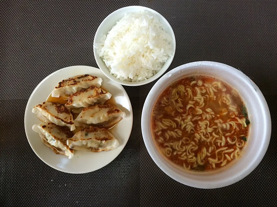 担々麺餃子ライス|ばーさんさん