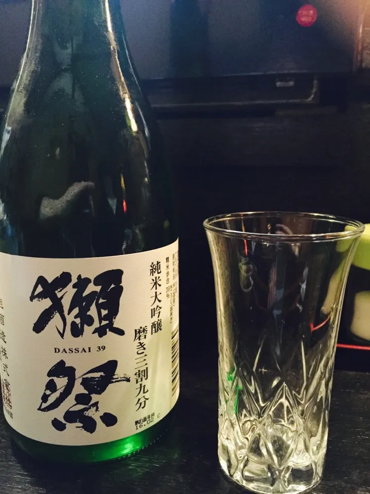 獺祭飲んできた🍶|ひだろまりかさん