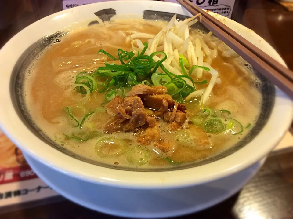 Snapdishの料理写真:味噌ラーメン🍜😋|アライさんさん