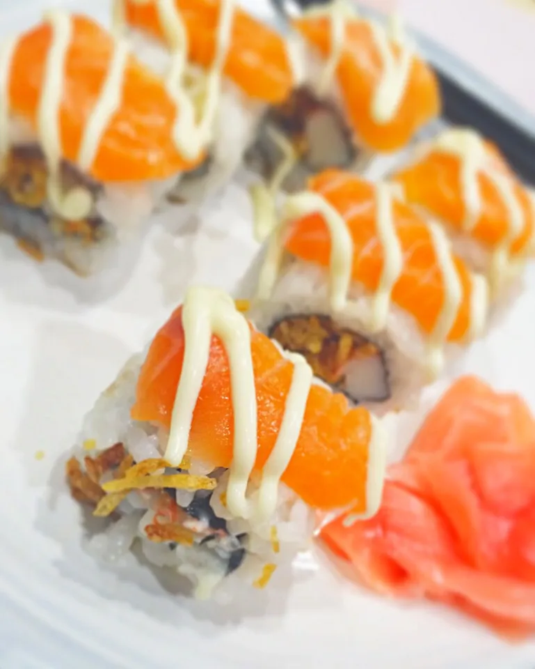 Salmon Crunchy Roll|Andriさん