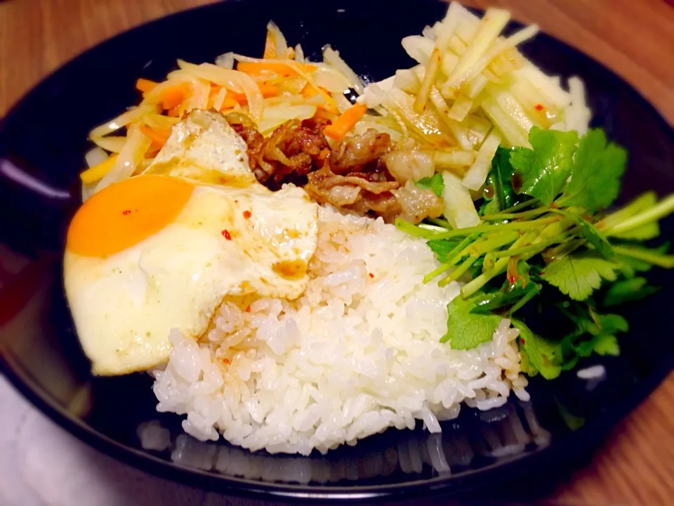 サラダ風丼💕|つもつも♥️さん