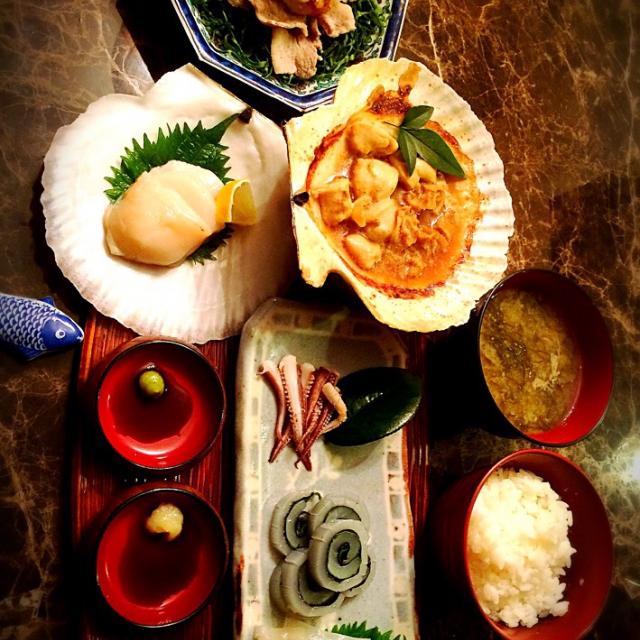 ヤリいかのお刺身 ホタテのお刺身ホタテの卵巣と貝ひものバター焼冷やし豚しゃぶ ごはん Snapdish スナップディッシュ Id Noxisa