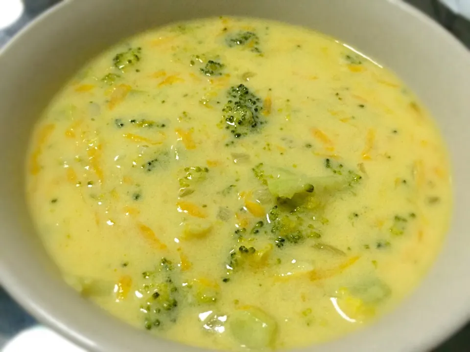 Broccoli cheese soup👌🏼|Kutingさん