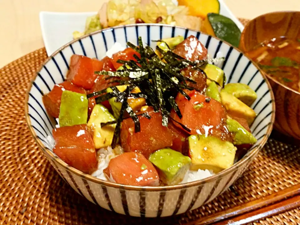 まぐろアボカド丼～|たかこさん