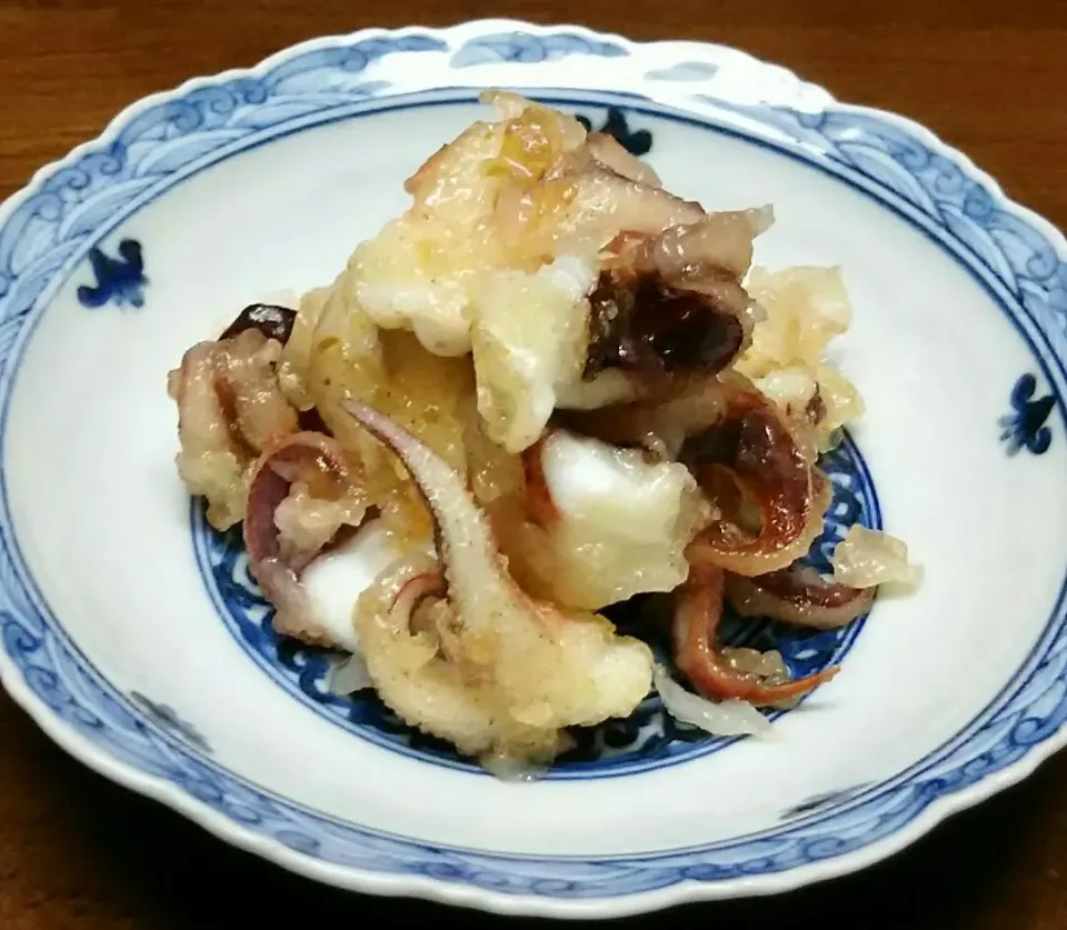 イカゲソの塩唐揚げ|あらいぐまのしっぽさん