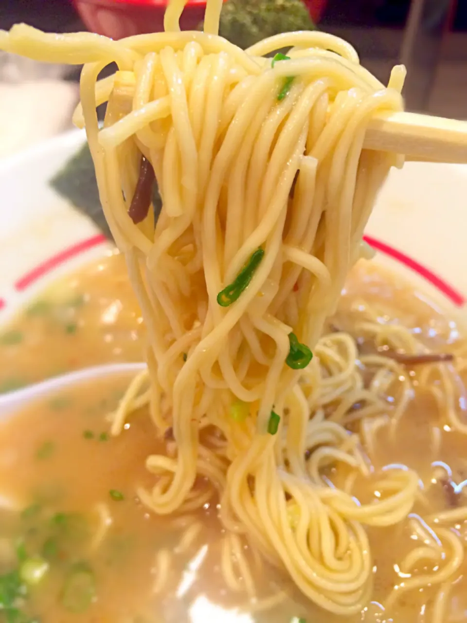 Snapdishの料理写真:ラーメンの麺@四麺燈|morimi32さん