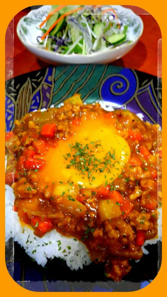 Snapdishの料理写真:キーマカレーってドライカレーとはちがうの？|tango cafeさん