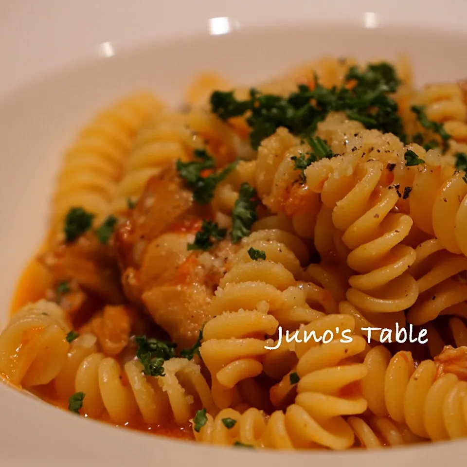 骨つき鶏のトマト煮から〜のパスタ|Junさん