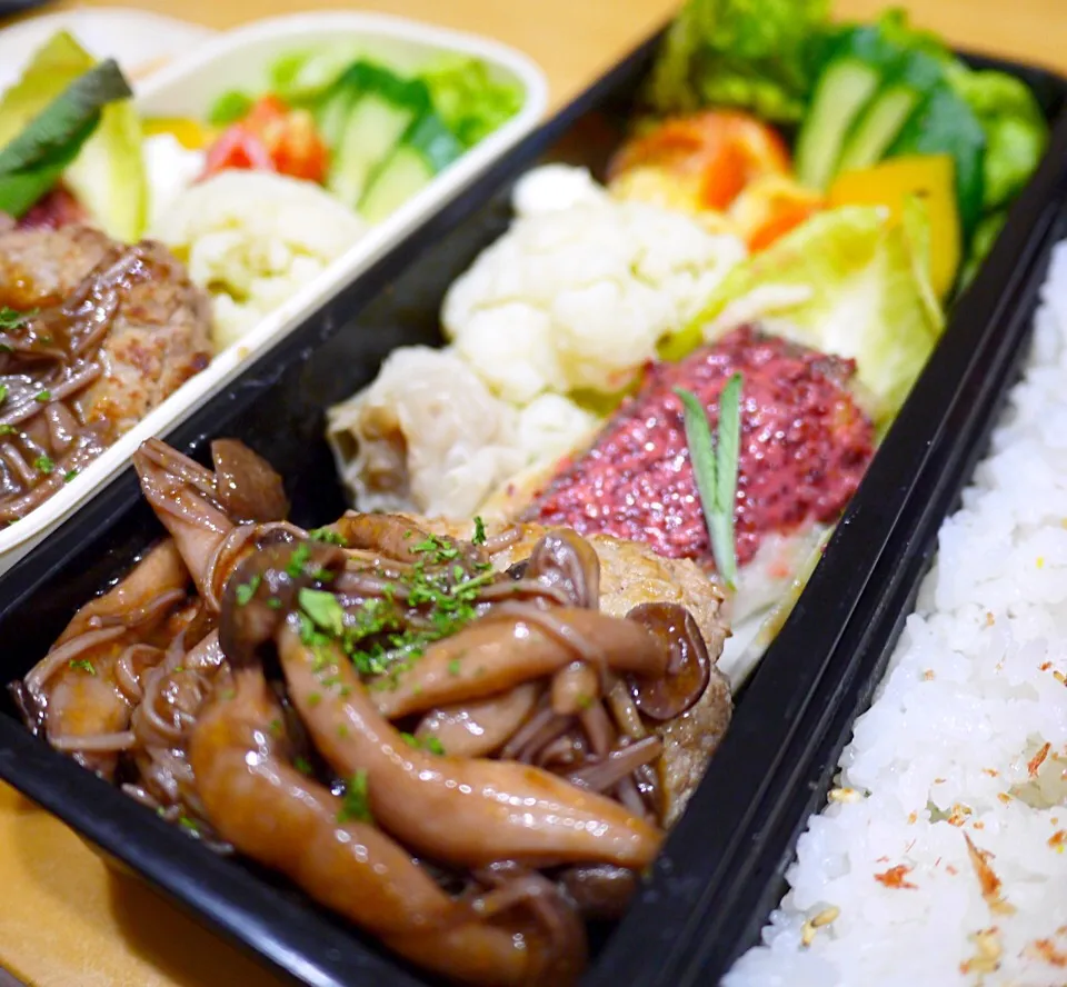 Snapdishの料理写真:今日の親父弁当！|沖縄「ピロピロ」ライフさん